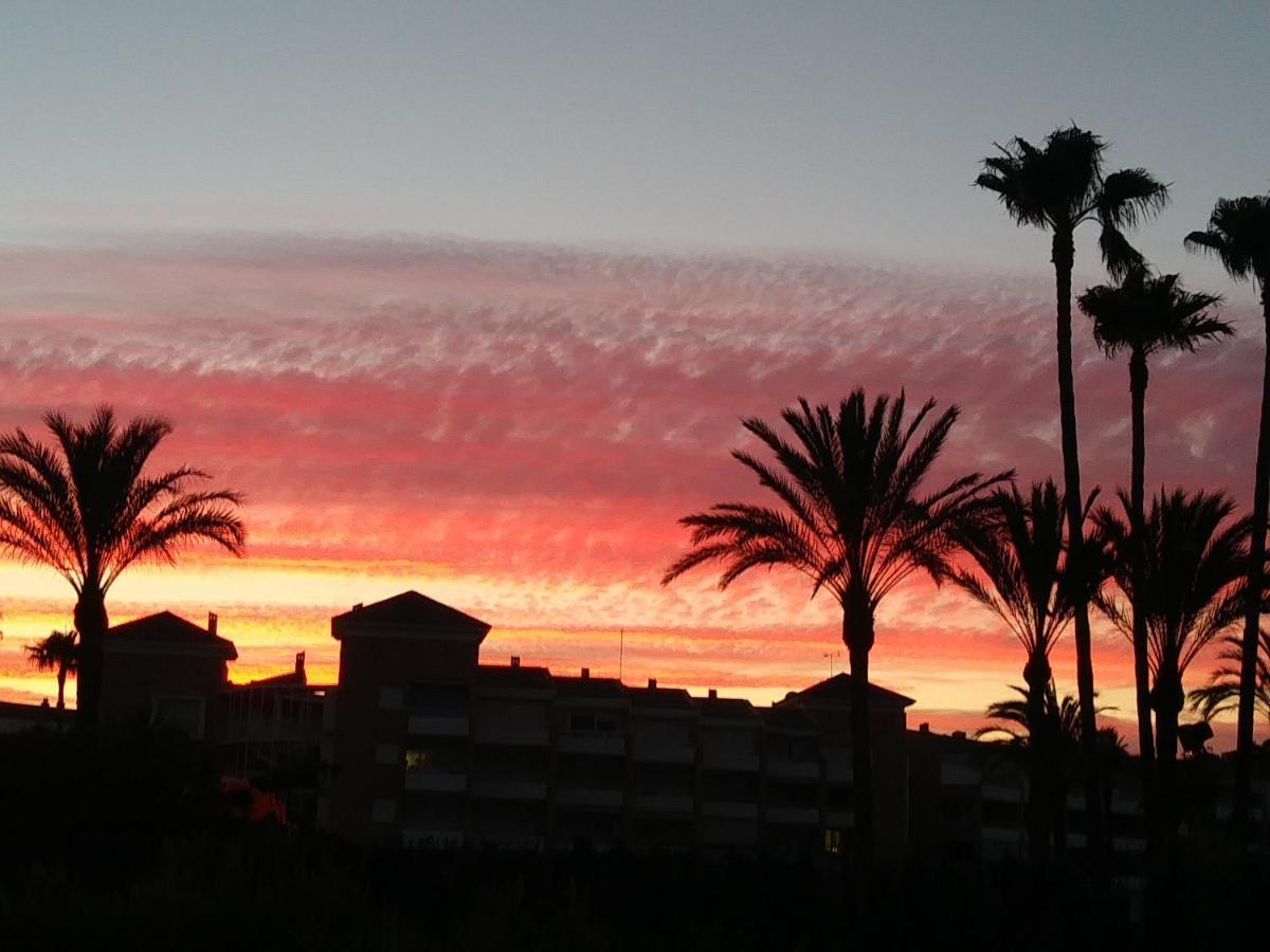 atico en Las Americas Islantilla primera línea de playa Exterior foto
